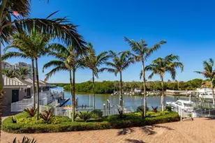 13665 Vanderbilt Dr, Naples, FL 34110 - Photo 37