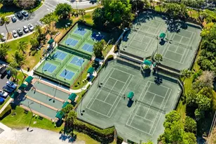 3981 Bishopwood Ct E, Naples, FL 34114 - Photo 25