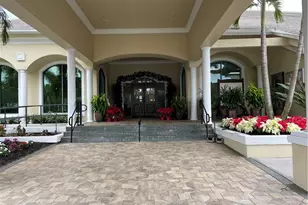 2815 Cypress Trace Cir, Naples, FL 34119 - Photo 15