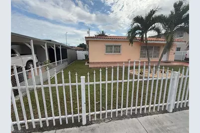 380 W 41st St, Hialeah, FL 33182 - Photo 3