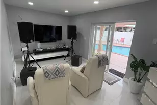 380 W 41st St, Hialeah, FL 33182 - Photo 33