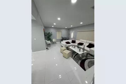 380 W 41st St, Hialeah, FL 33182 - Photo 19