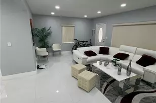 380 W 41st St, Hialeah, FL 33182 - Photo 19