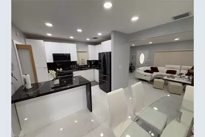 380 W 41st St, Hialeah, FL 33182 - Photo 25