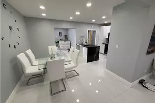 380 W 41st St, Hialeah, FL 33182 - Photo 23