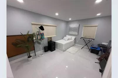 380 W 41st St, Hialeah, FL 33182 - Photo 7