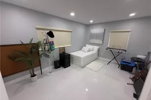 380 W 41st St, Hialeah, FL 33182 - Photo 7