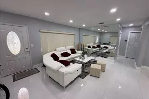 380 W 41st St, Hialeah, FL 33182 - Photo 5