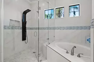 9636 Firenze Dr, Naples, FL 34113 - Photo 15