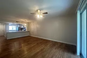 2395 Naples Trace Cir, Naples, FL 34109 - Photo 11