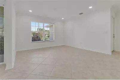 750 Southern Pines Dr, Naples, FL 34103 - Photo 5