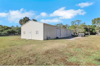 4700 Skates Cir, Fort Myers, FL 33905 - Photo 21