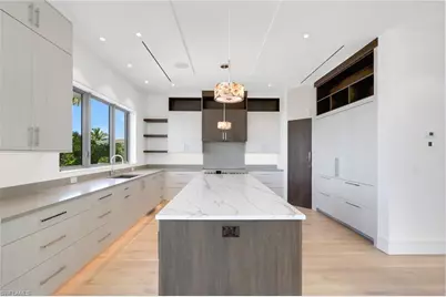 1798 Holiday Ln, Naples, FL 34104 - Photo 7