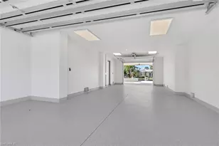 1798 Holiday Ln, Naples, FL 34104 - Photo 25