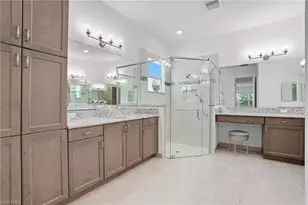 28604 Moraga Ln, Bonita Springs, FL 34135 - Photo 19