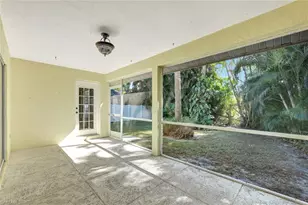 812 102nd Ave N, Naples, FL 34108 - Photo 25