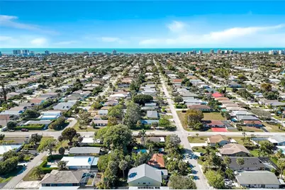 812 102nd Ave N, Naples, FL 34108 - Photo 33