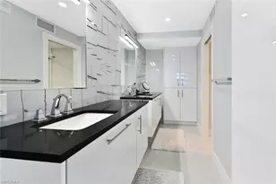 4001 Gulf Shore Blvd N, Naples, FL 34103 - Photo 21