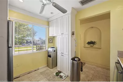 194 Palm Dr #2, Naples, FL 34112 - Photo 11