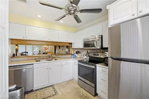 194 Palm Dr, Naples, FL 34112 - Photo 3