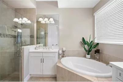 6550 Roma Way, Naples, FL 34113 - Photo 21