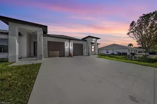 121-123 Jenna Ave S, Lehigh Acres, FL 33973 - Photo 3