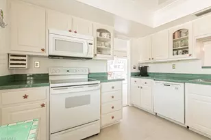 4180 Belair Ln, Naples, FL 34103 - Photo 31