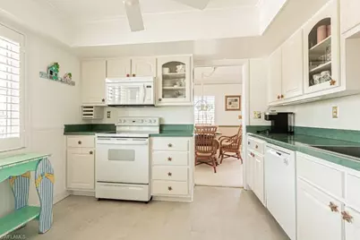 4180 Belair Ln #B, Naples, FL 34103 - Photo 11