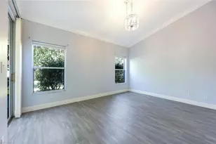 658 Lambton Ln, Naples, FL 34104 - Photo 9