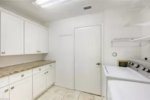 658 Lambton Ln, Naples, FL 34104 - Photo 15