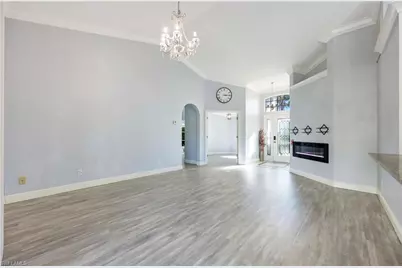 658 Lambton Ln, Naples, FL 34104 - Photo 5