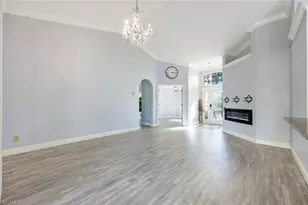 658 Lambton Ln, Naples, FL 34104 - Photo 5