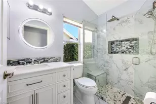 658 Lambton Ln, Naples, FL 34104 - Photo 13