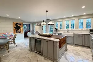 1334 Barcelona Ave, Fort Myers, FL 33901 - Photo 7