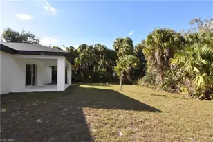 4696 April Ave, North Port, FL 34288 - Photo 15