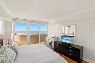 4001 Gulf Shore Blvd N, Naples, FL 34103 - Photo 11