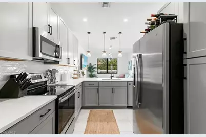 7578 Rockefeller Dr, Naples, FL 34119 - Photo 11