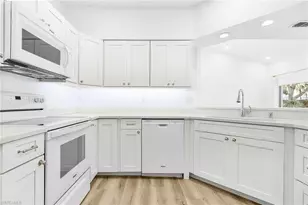 661 Windsor Sq, Naples, FL 34104 - Photo 11