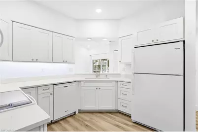 661 Windsor Sq #101, Naples, FL 34104 - Photo 13