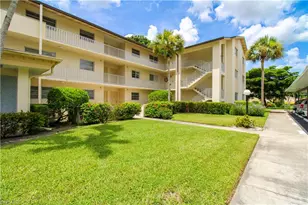 1020 Palm View Dr, Naples, FL 34110 - Photo 7