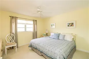 1020 Palm View Dr, Naples, FL 34110 - Photo 23