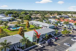 144 Cypress Way E, Naples, FL 34110 - Photo 31