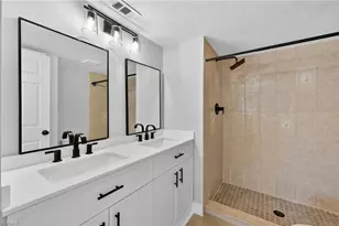 144 Cypress Way E, Naples, FL 34110 - Photo 23