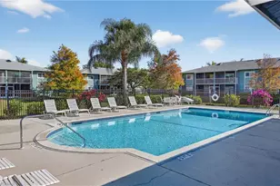 144 Cypress Way E, Naples, FL 34110 - Photo 27