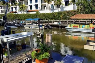 1575 Curlew Ave W, Naples, FL 34102 - Photo 13