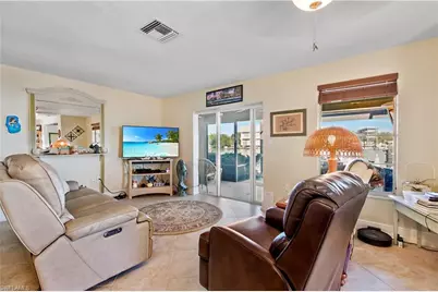 125 Pago Pago Dr E, Naples, FL 34113 - Photo 5