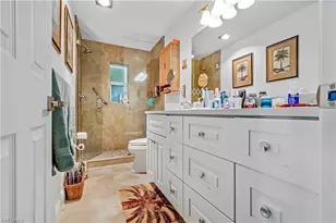 125 Pago Pago Dr E, Naples, FL 34113 - Photo 13