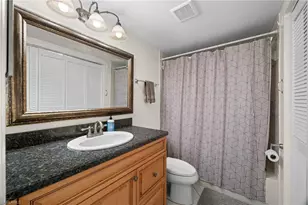 400 Fox Haven Dr, Naples, FL 34104 - Photo 35