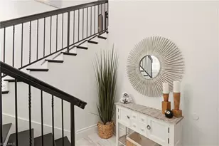 9263 Museo Circle, Naples, FL 34114 - Photo 5