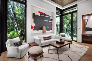 3065 Fort Charles Dr, Naples, FL 34102 - Photo 9